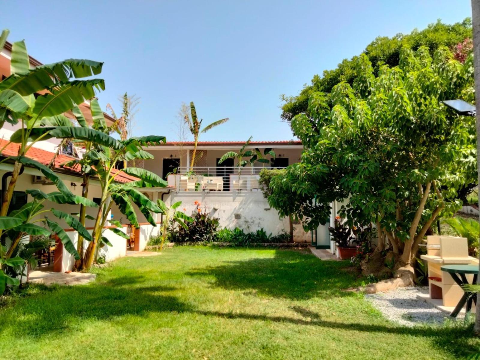 Residence Araba Fenice Tropea Buitenkant foto