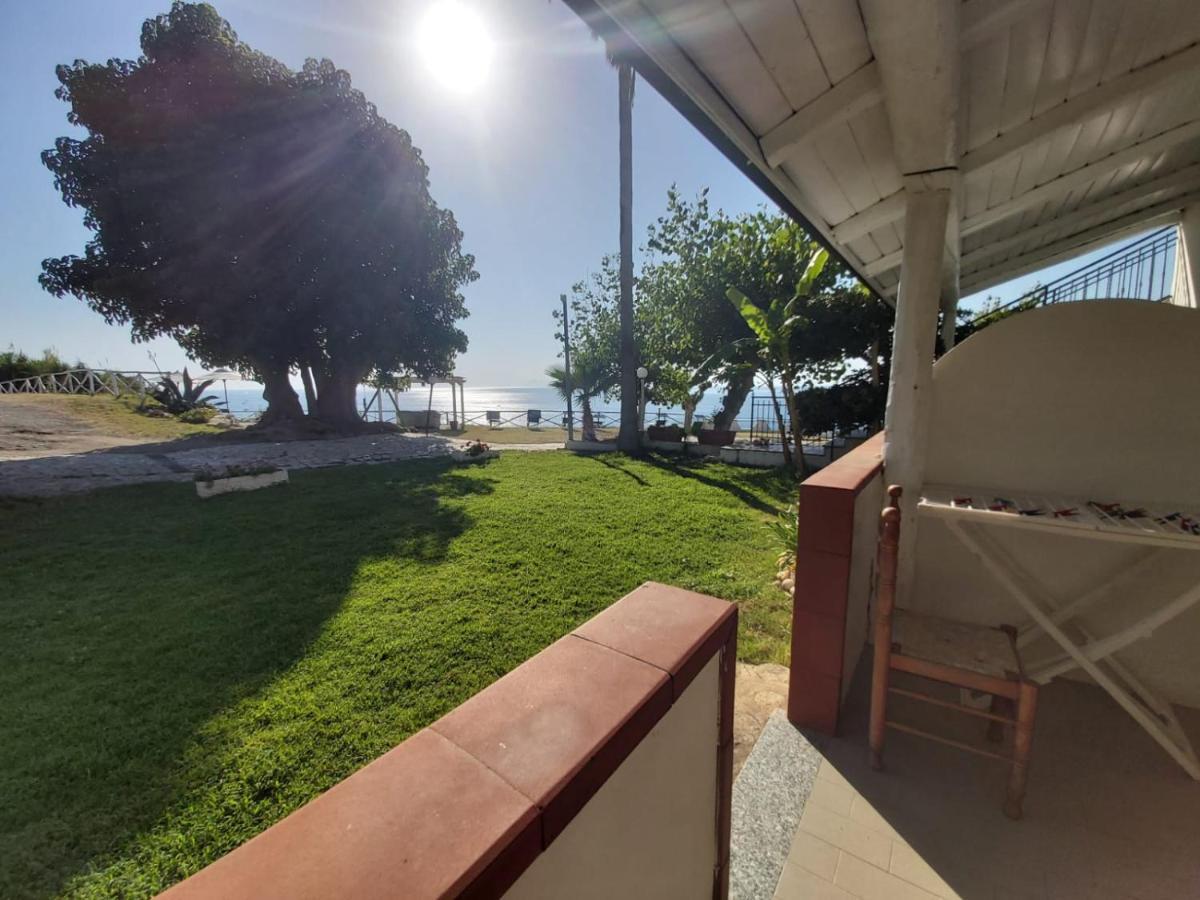 Residence Araba Fenice Tropea Buitenkant foto