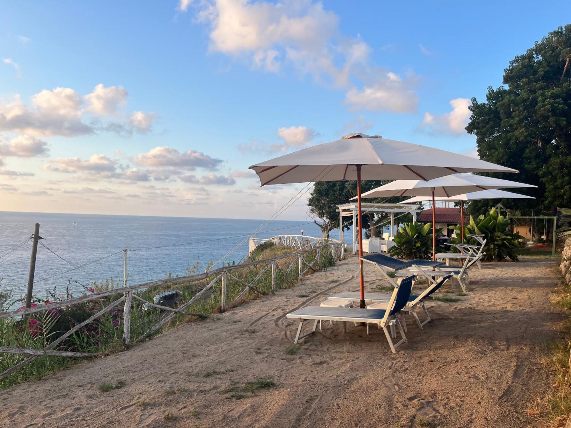 Residence Araba Fenice Tropea Buitenkant foto