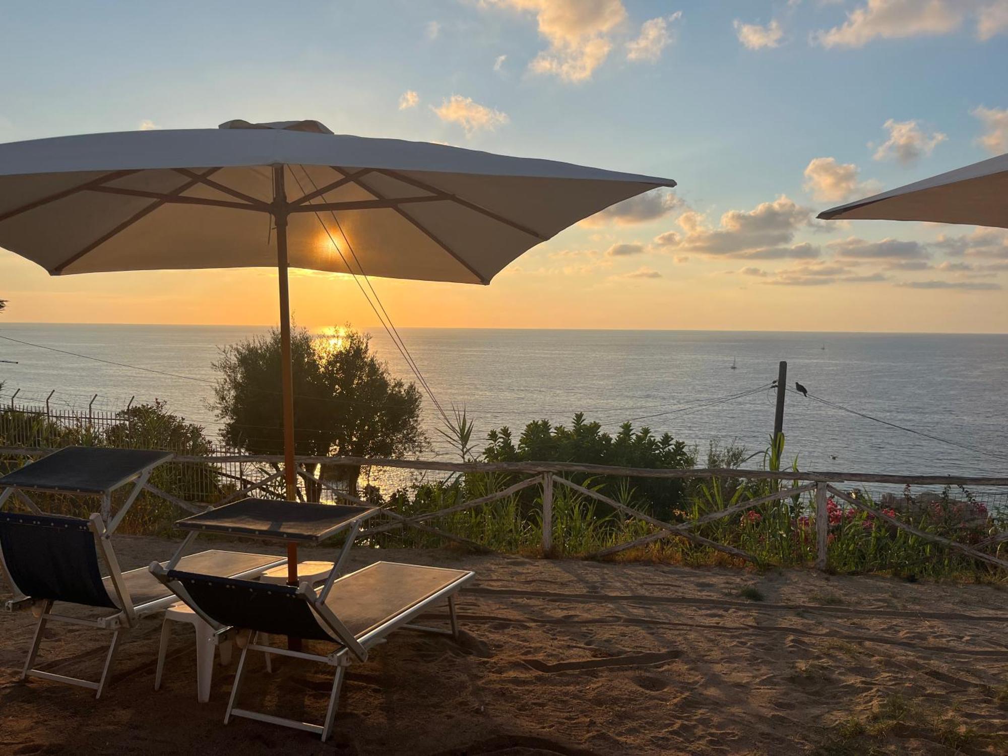 Residence Araba Fenice Tropea Buitenkant foto